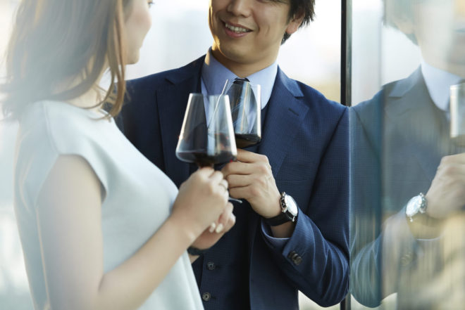 なれなれしい態度にドン引き…マッチングアプリの「初デートでやってはいけないこと」3つ