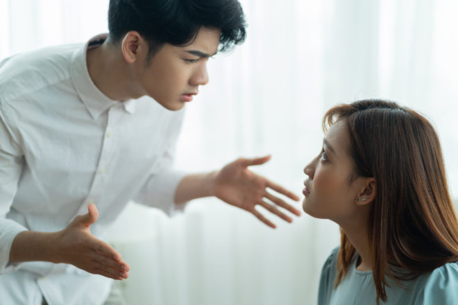 「お前バカだよな」という発言に違和感…。彼はモラハラ予備軍だった【ダメ男エピソード】
