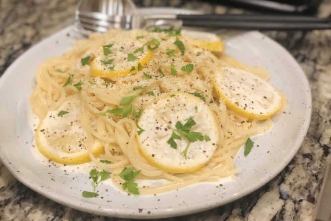 【レシピ】超簡単に「レモンクリームのパスタ」が作れる！おうちデートにおすすめの料理