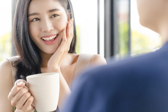 褒め上手は会話上手！モテる女性が巧みに使う「さしすせそ」の本質とは？