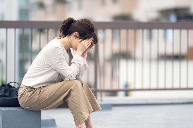 「夫が生活費をくれない…」夫婦間に起きた経済的DV。専業主婦の妻はどうなる？